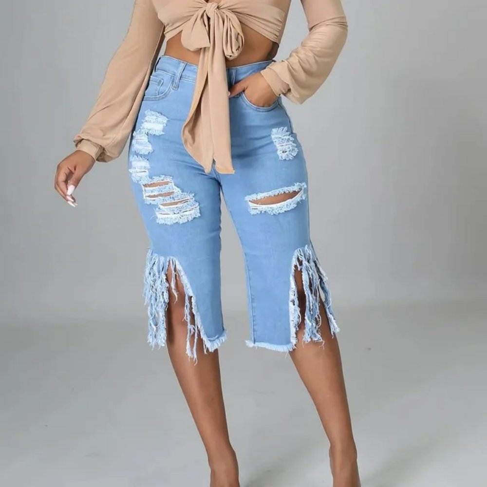 Plus Size Tassel Ripped Knee Length Jeans